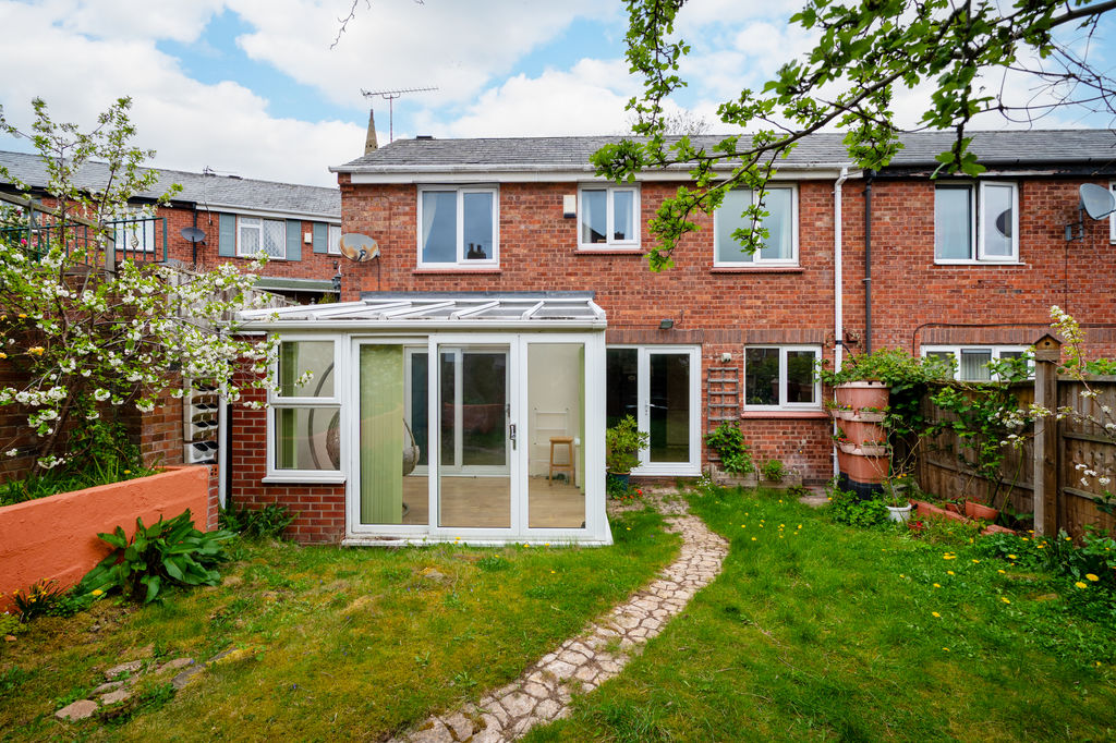Broomspring Lane